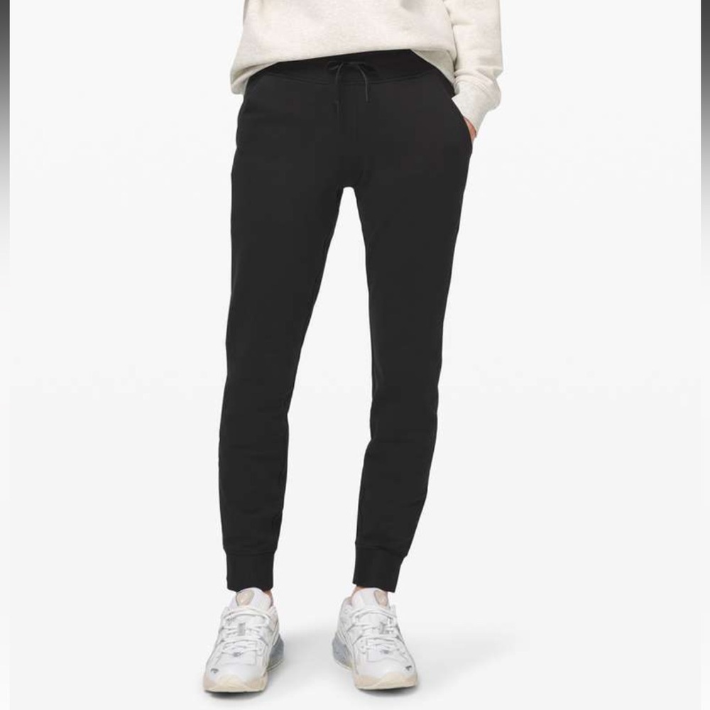 Lululemon Ready to Fleece Jogger - Size 2